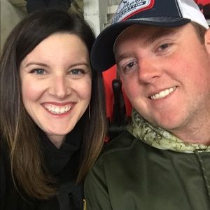 Meet your Posher, Kayla